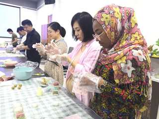 国际交流学院开展“健康中国，快...